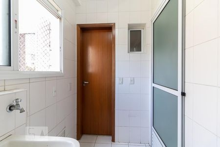 Apartamento para alugar com 80m², 3 quartos e 2 vagas Apartamento para alugar com 80m², 3 quartos e 2 vagasLavanderia