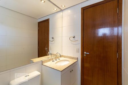 Apartamento para alugar com 80m², 3 quartos e 2 vagas Apartamento para alugar com 80m², 3 quartos e 2 vagasBanheiro da Suíte