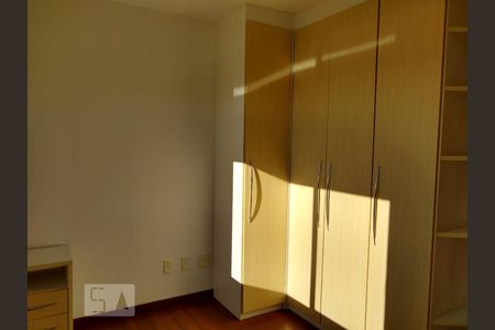 Quarto 1 de apartamento à venda com 3 quartos, 94m² em Santana, Porto Alegre