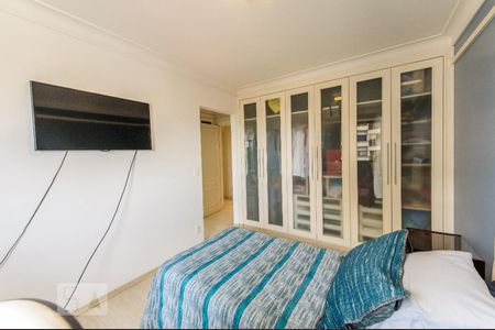 Apartamento à venda com 223m², 4 quartos e 3 vagas Apartamento à venda com 223m², 4 quartos e 3 vagasSuite 2 - Quarto