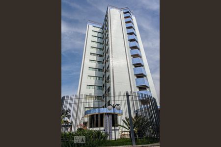 Apartamento à venda com 223m², 4 quartos e 3 vagas Apartamento à venda com 223m², 4 quartos e 3 vagasFachada do Prédio