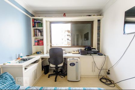 Apartamento à venda com 223m², 4 quartos e 3 vagas Apartamento à venda com 223m², 4 quartos e 3 vagasSuite 2 - Quarto