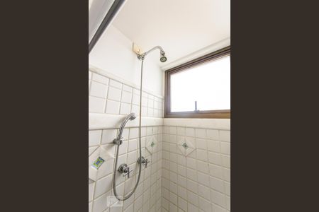 Apartamento à venda com 223m², 4 quartos e 3 vagas Apartamento à venda com 223m², 4 quartos e 3 vagasDetalhe Banheiro - Suite 2