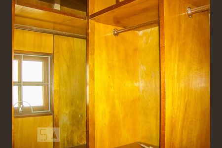 Casa à venda com 220m², 3 quartos e 4 vagasQuarto 2