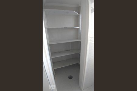 Apartamento à venda com 85m², 3 quartos e 1 vaga Apartamento à venda com 85m², 3 quartos e 1 vagaDespensa