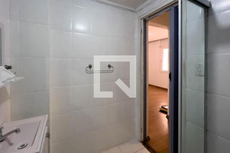 Banheiro de kitnet/studio para alugar com 1 quarto, 30m² em Liberdade, São Paulo