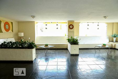 Apartamento à venda com 64m², 2 quartos e 2 vagasHall de Entrada