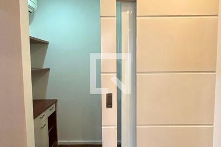 Escritório de apartamento para alugar com 3 quartos, 112m² em Lagoa, Rio de Janeiro