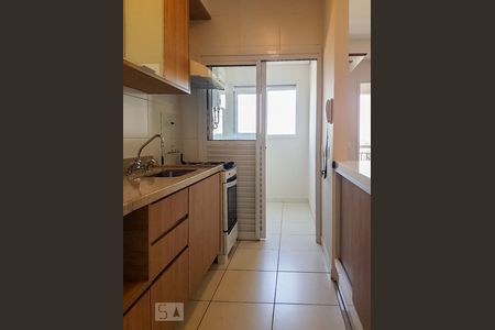 Cozinha de apartamento para alugar com 1 quarto, 51m² em Empresarial 18 do Forte, Barueri