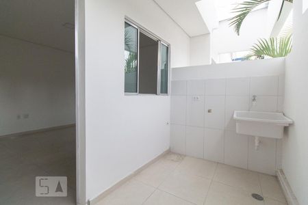 Área de serviço de apartamento para alugar com 1 quarto, 50m² em Quinta da Paineira, São Paulo