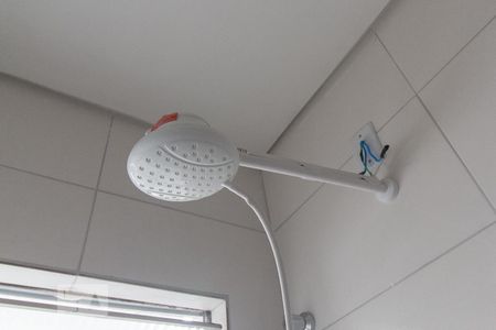 Banheiro de apartamento para alugar com 1 quarto, 50m² em Quinta da Paineira, São Paulo