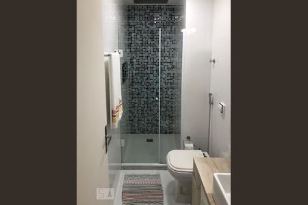 Apartamento à venda com 75m², 2 quartos e 2 vagasBanheiro