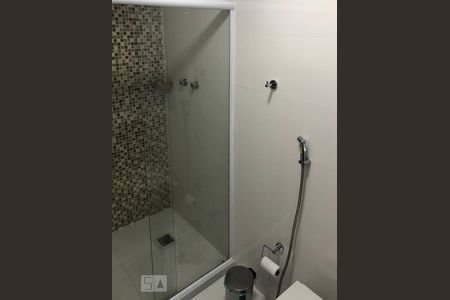 Apartamento à venda com 75m², 2 quartos e 2 vagasBanheiro