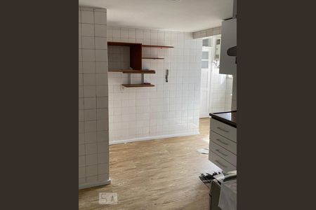 Apartamento à venda com 75m², 2 quartos e 2 vagasCozinha