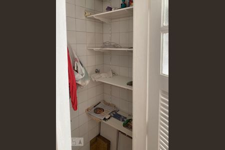 Apartamento à venda com 75m², 2 quartos e 2 vagasÁrea de Serviço