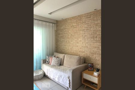 Sala de apartamento para alugar com 2 quartos, 70m² em Barra da Tijuca, Rio de Janeiro