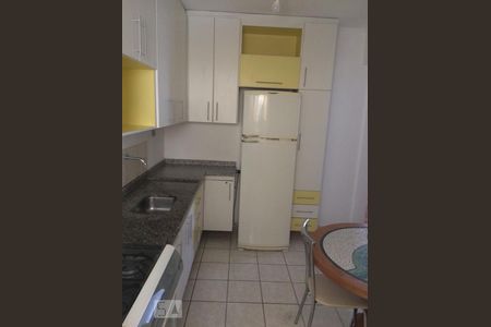 Apartamento à venda com 60m², 2 quartos e 1 vaga Apartamento à venda com 60m², 2 quartos e 1 vagaCozinha