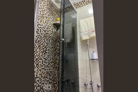 Apartamento à venda com 70m², 2 quartos e 1 vaga Apartamento à venda com 70m², 2 quartos e 1 vagaBanheiro