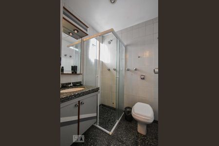 Apartamento à venda com 211m², 4 quartos e 3 vagasBanheiro Suíte 03