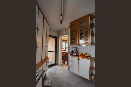 Apartamento à venda com 211m², 4 quartos e 3 vagasCozinha