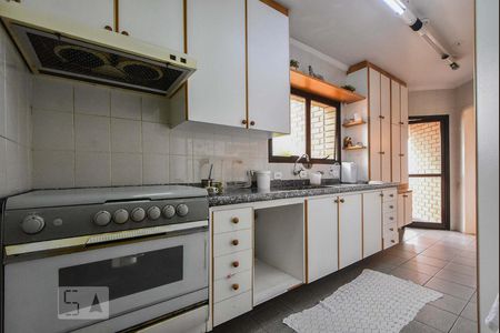 Apartamento à venda com 211m², 4 quartos e 3 vagasCozinha