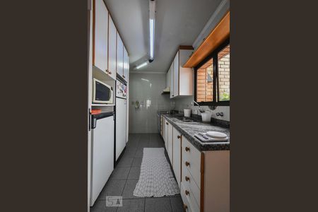 Apartamento à venda com 211m², 4 quartos e 3 vagasCozinha