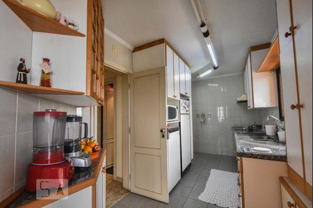 Apartamento à venda com 211m², 4 quartos e 3 vagasCozinha