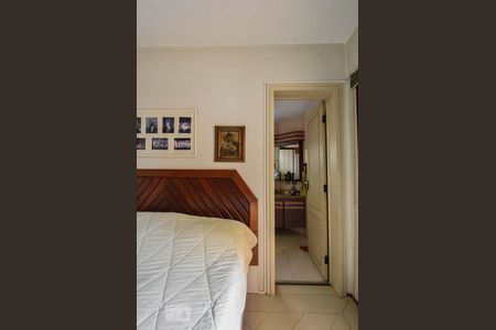 Apartamento à venda com 211m², 4 quartos e 3 vagasSuíte 02