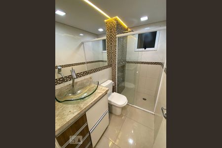 Apartamento à venda com 66m², 2 quartos e 1 vaga Apartamento à venda com 66m², 2 quartos e 1 vagaBanheiro da Suíte
