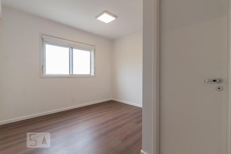Dormitório 2 de apartamento para alugar com 3 quartos, 77m² em Jardim Carvalho, Porto Alegre