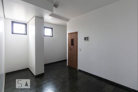 Apartamento à venda com 55m², 2 quartos e 1 vaga Apartamento à venda com 55m², 2 quartos e 1 vagaSaúna