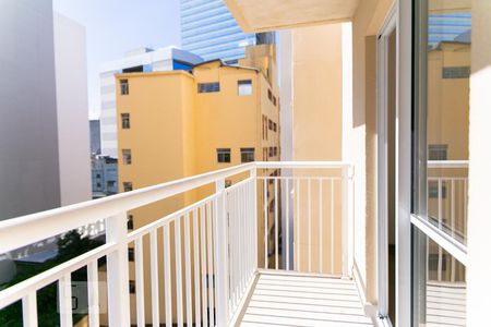 Sacada de kitnet/studio para alugar com 1 quarto, 28m² em Liberdade, São Paulo