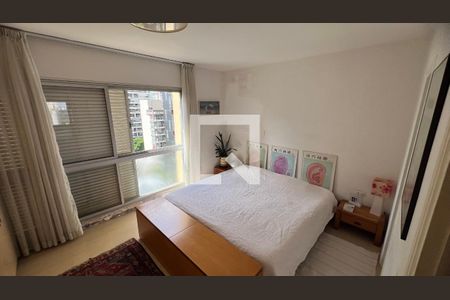 Apartamento à venda com 126m², 3 quartos e 2 vagas Apartamento à venda com 126m², 3 quartos e 2 vagasSuite
