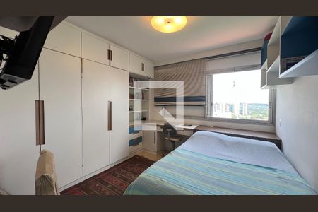 Apartamento à venda com 126m², 3 quartos e 2 vagas Apartamento à venda com 126m², 3 quartos e 2 vagasQuarto 2