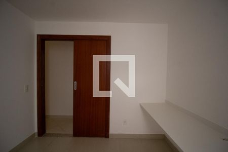 Apartamento à venda com 120m², 3 quartos e 2 vagasQuarto 2