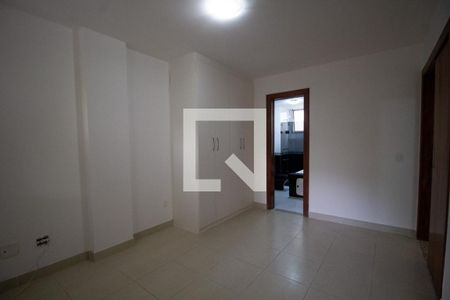 Apartamento à venda com 120m², 3 quartos e 2 vagasSuíte