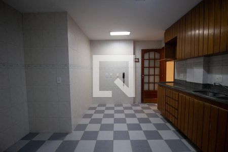 Apartamento à venda com 120m², 3 quartos e 2 vagasCozinha e Área de Serviço