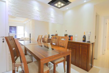 Detalhe Sala de apartamento para alugar com 2 quartos, 75m² em Jacarepaguá, Rio de Janeiro