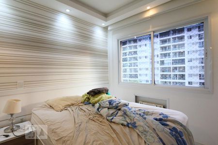 Quarto Suíte 2 de apartamento para alugar com 2 quartos, 75m² em Jacarepaguá, Rio de Janeiro