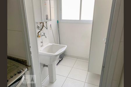 Área de serviço de apartamento para alugar com 1 quarto, 50m² em Vila Gomes Cardim, São Paulo