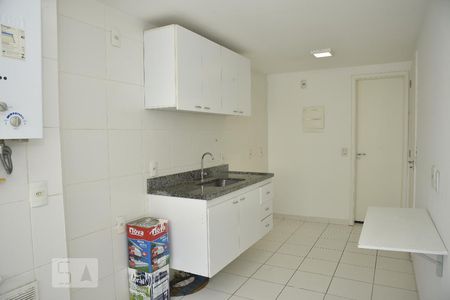Apartamento à venda com 98m², 4 quartos e 2 vagasCozinha