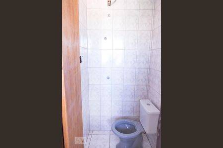 Apartamento à venda com 80m², 2 quartos e 2 vagas Apartamento à venda com 80m², 2 quartos e 2 vagasBanheiro de Serviço