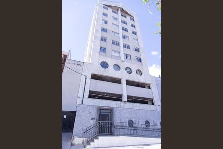 Apartamento à venda com 80m², 2 quartos e 2 vagas Apartamento à venda com 80m², 2 quartos e 2 vagasFachada