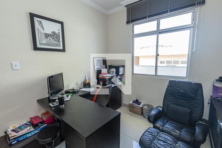 Apartamento à venda com 184m², 3 quartos e 2 vagasQuarto 3
