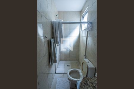 Apartamento à venda com 184m², 3 quartos e 2 vagasBanheiro da suite