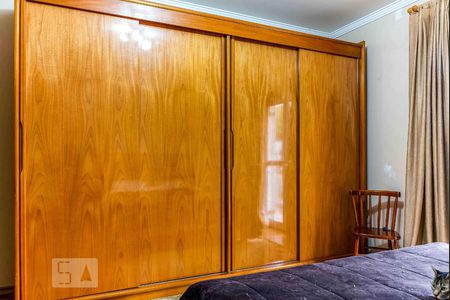 Casa à venda com 350m², 4 quartos e 5 vagas Casa à venda com 350m², 4 quartos e 5 vagasQuarto 1 Suíte