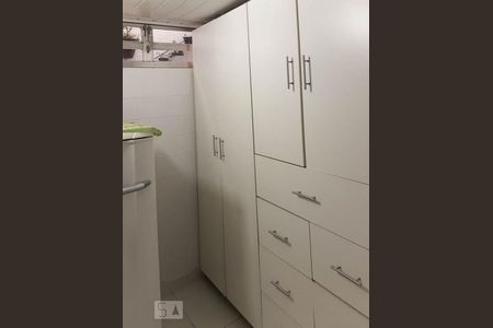 Casa à venda com 140m², 3 quartos e 1 vaga Casa à venda com 140m², 3 quartos e 1 vagaCozinha
