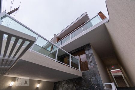 Fachada de casa à venda com 3 quartos, 169m² em Jardim Avelino, São Paulo