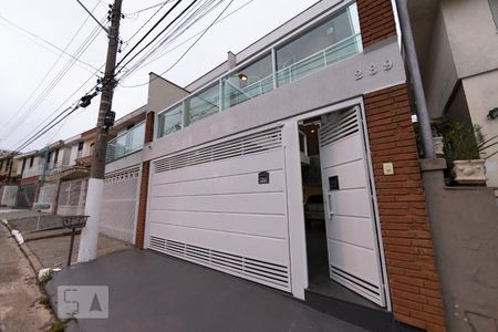 Casa à venda com 169m², 3 quartos e 3 vagasFachada
