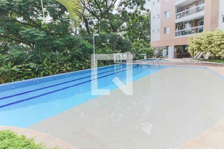 Apartamento à venda com 128m², 3 quartos e 2 vagas Apartamento à venda com 128m², 3 quartos e 2 vagasÁrea comum - Piscina
